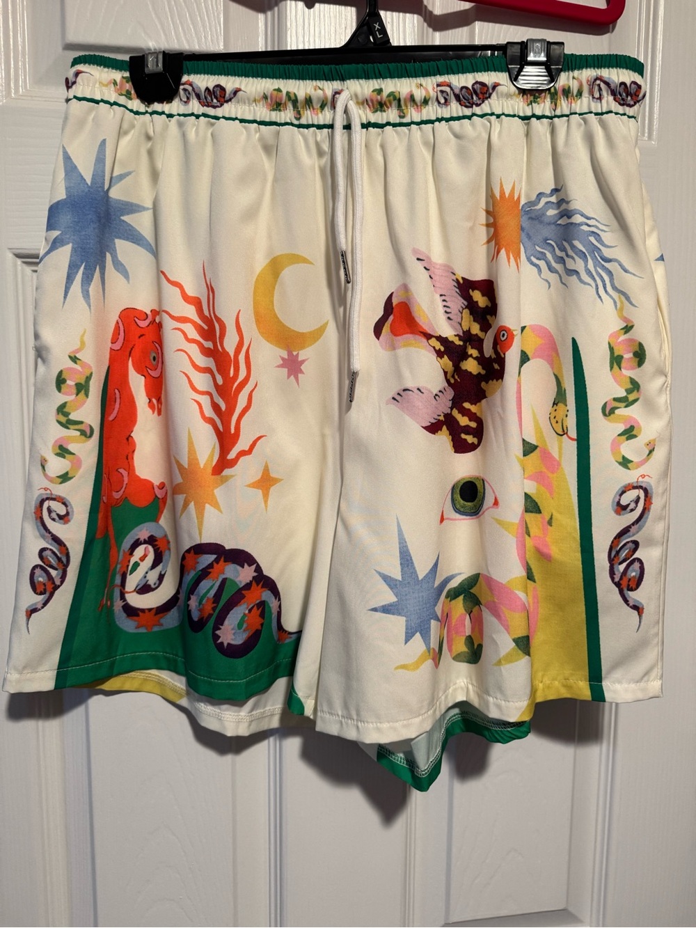 Women's Ivory Shorts with Multicolor Print XL